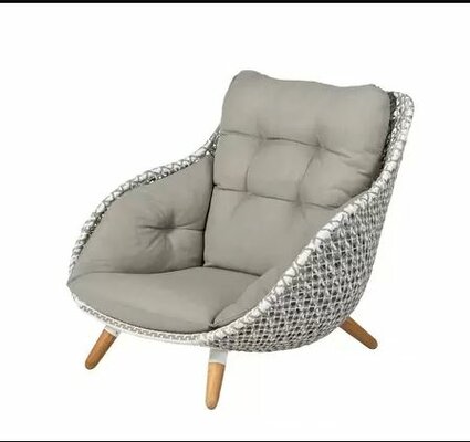 King Lounge Chair